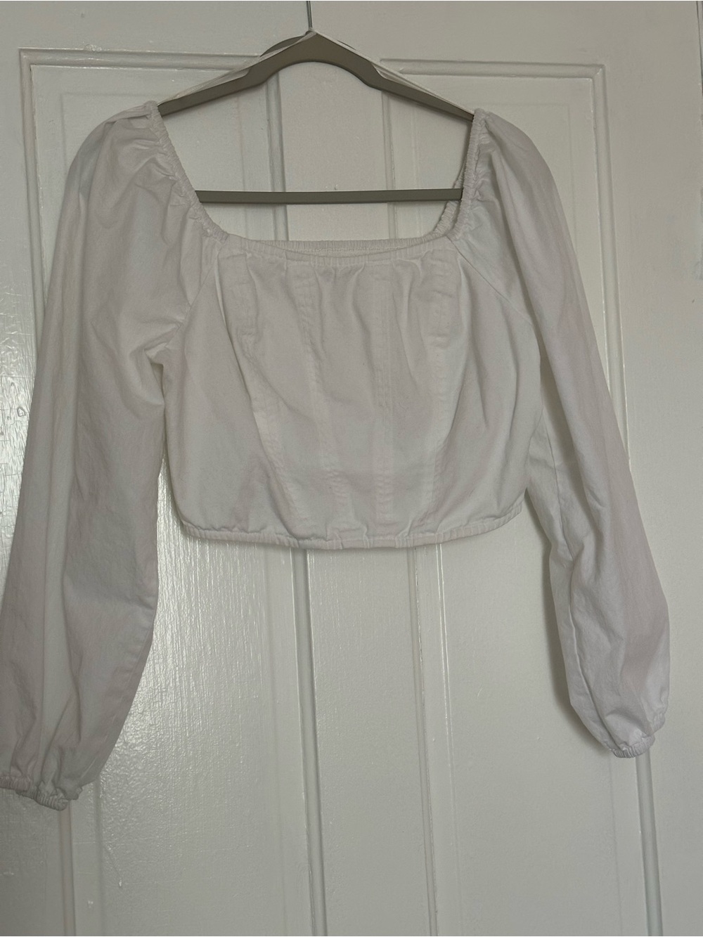 Japna White Long-Sleeve Crop Top
